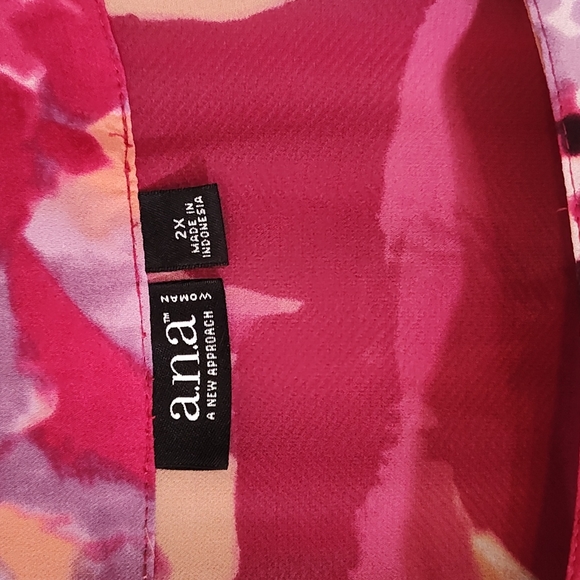 A.N.A. (A New Approach) Blouse - Picture 2 of 5